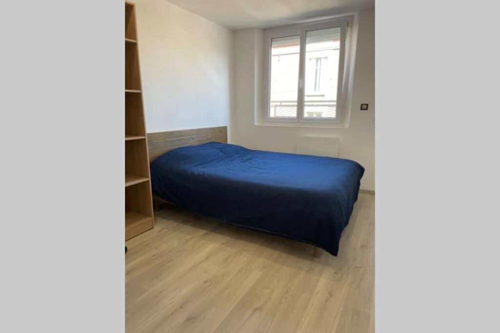 Appartement De Adrien Garage Prive Charleville-Mézières מראה חיצוני תמונה